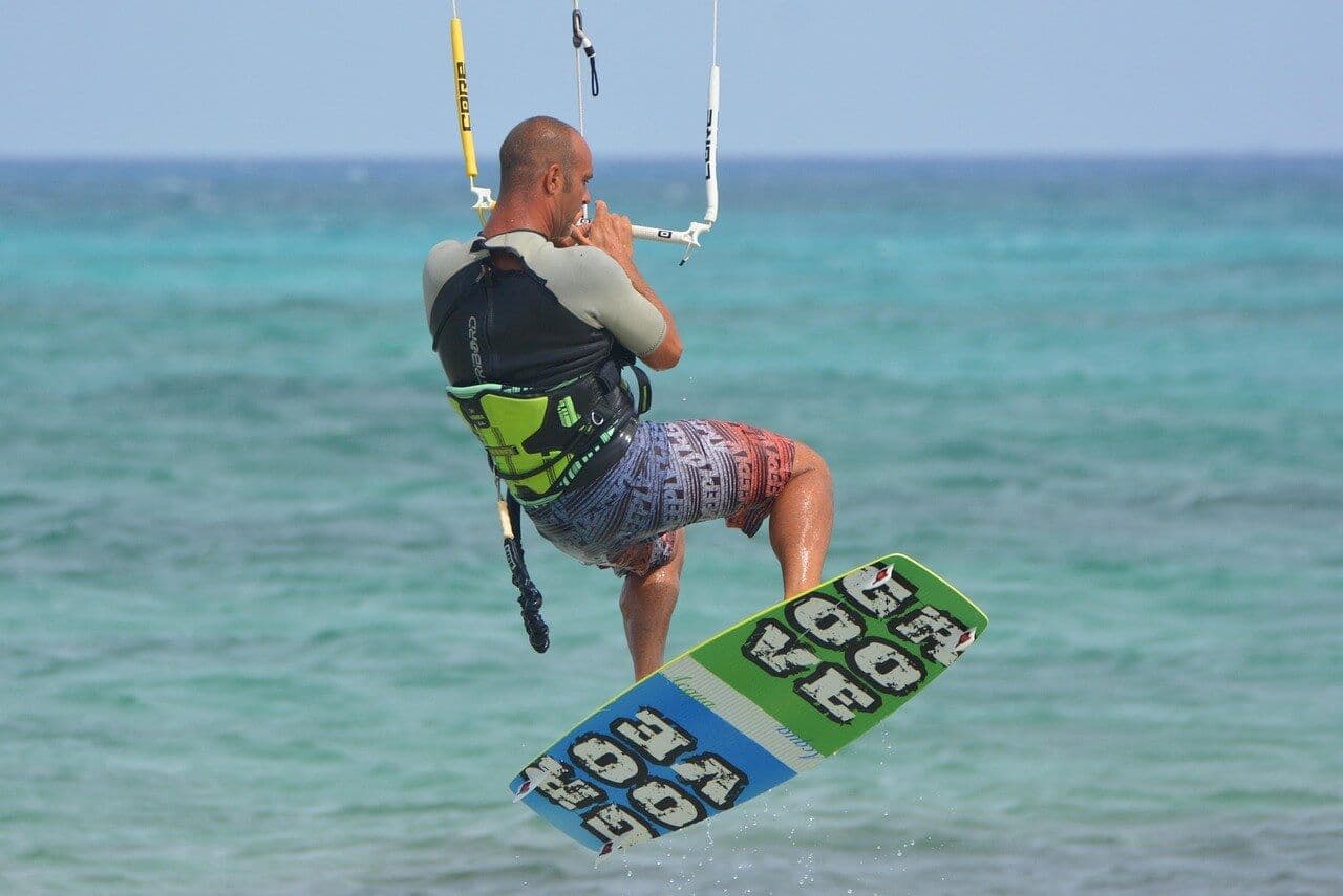 jak-dobrac-deske-do-kitesurfingu